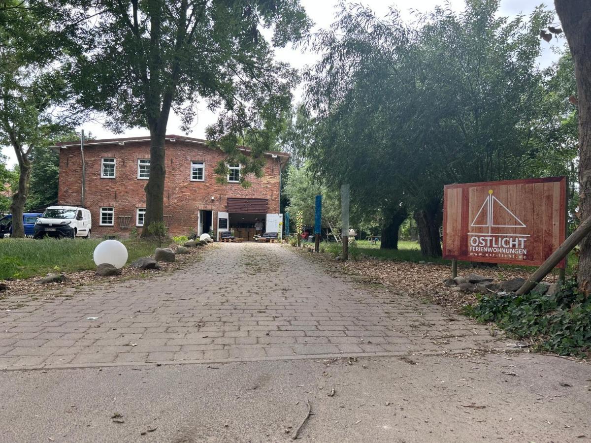 Baumzelt Rogerson Hotell Altefähr Exteriör bild